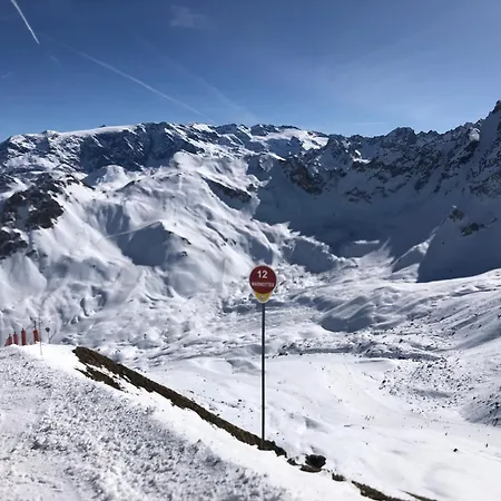 Ecole Des Cimes * Bozel